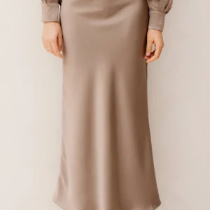 Vicky heavy sateen skirt dark taupe